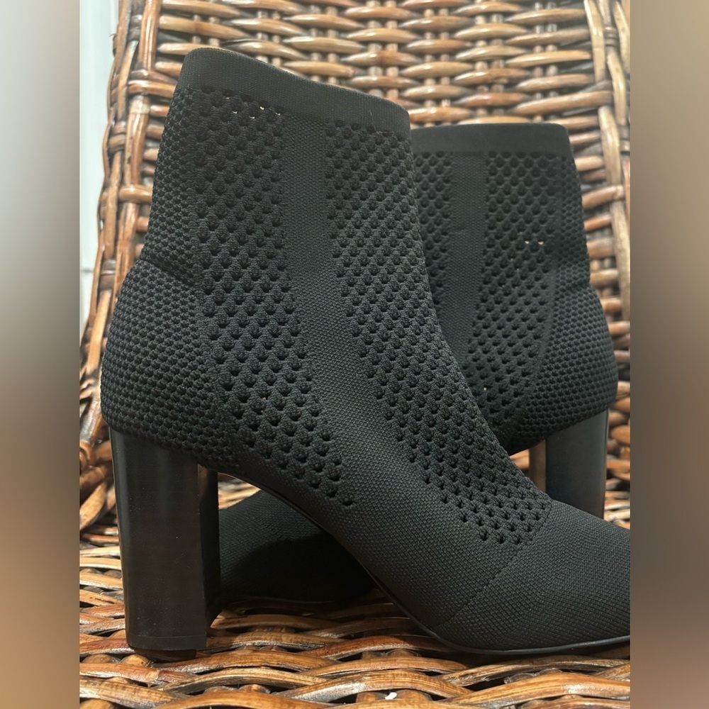 Charles By Charles David black mesh banker bootie heels shoe size 8.5. - Picture 2 of 16